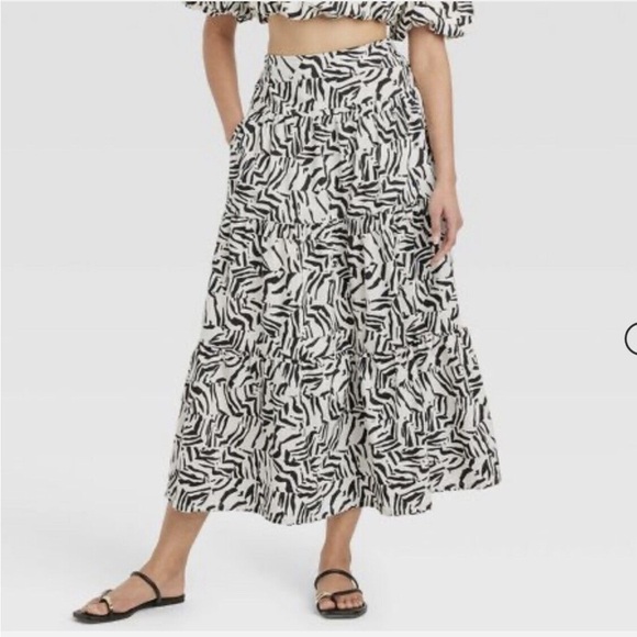 A New Day Full Tiered Black and White Maxi Skirt with Pockets - Picture 1 of 6